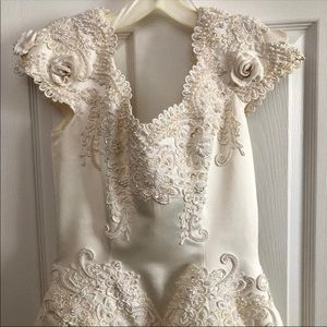 Oleg Cassini Ivory Off White Beaded Bridal Wedding Gown Sz 10